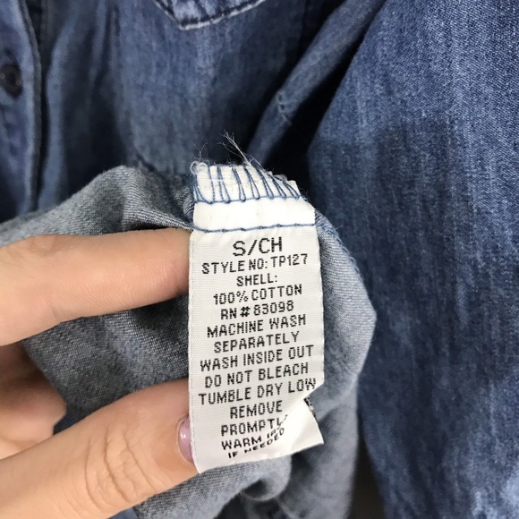 Ci Sono Chambray Embroidered Button Up Blouse - Picture 4 of 6